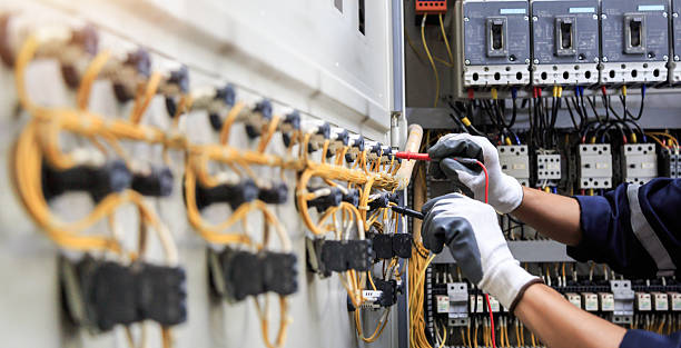 Professional Electrician technician working in Stratmoor, CO